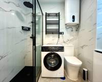 Resale - Apartment / Flat - Torrevieja - Punta Prima