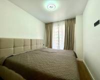 Resale - Apartment / Flat - Torrevieja - Punta Prima