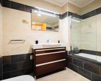 Resale - Apartment / Flat - Torrevieja