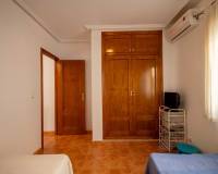 Resale - Apartment / Flat - Torrevieja