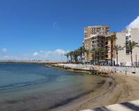 Resale - Apartment / Flat - Torrevieja