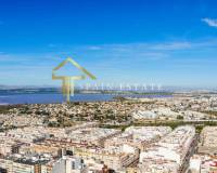 Resale - Penthouse - Torrevieja - Paseo maritimo