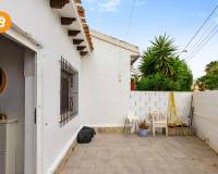 Resale - Terraced house - Orihuela Costa - Villamartín