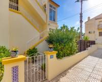 Resale - Terraced house - Orihuela Costa - Villamartín