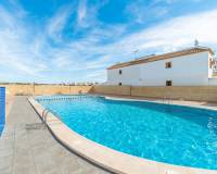 Resale - Terraced house - Torrevieja - Doña ines