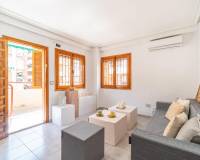 Resale - Terraced house - Torrevieja - El Acequión - Los Náufragos