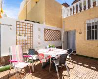 Resale - Terraced house - Torrevieja - La Siesta