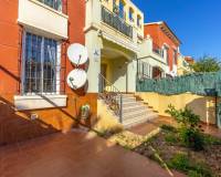 Resale - Terraced house - Torrevieja - Nueva Torrevieja