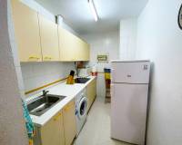 Resale - Terraced house - Torrevieja - Playa de los Naufragos