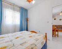 Resale - Terraced house - Torrevieja - Playa de los Naufragos