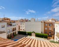 Resale - Terraced house - Torrevieja - Playa de los Naufragos