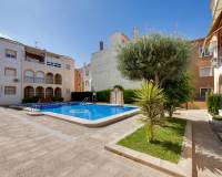 Resale - Terraced house - Torrevieja - Playa de los Naufragos