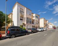 Resale - Terraced house - Torrevieja - Playa de los Naufragos