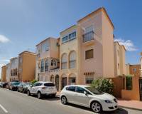 Resale - Terraced house - Torrevieja - Playa de los Naufragos