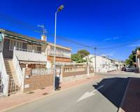 Resale - Terraced house - Torrevieja - Playa de los Naufragos