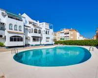Resale - Terraced house - Torrevieja - Playa de los Naufragos