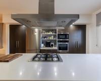 Resale - Villa - Elche