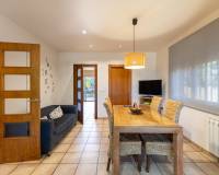 Resale - Villa - Elche