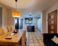 Resale - Villa - Elche