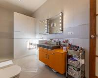 Resale - Villa - Elche