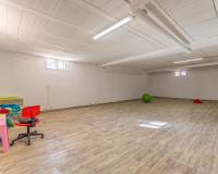 Resale - Villa - Elche