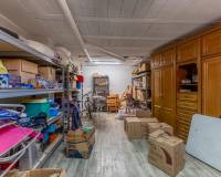 Resale - Villa - Elche