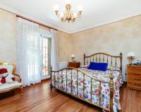 Resale - Villa - Los Montesinos - La Herrada