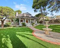 Resale - Villa - Orihuela Costa - Campoamor