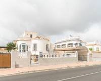 Resale - Villa - Orihuela Costa - La Florida