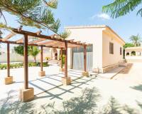 Resale - Villa - Orihuela Costa - Playa Flamenca