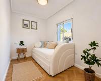 Resale - Villa - Orihuela Costa - Punta Prima