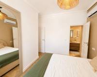 Resale - Villa - Orihuela Costa - Punta Prima