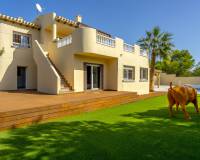 Resale - Villa - Orihuela Costa - Villamartín-Las Filipinas