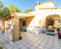 Resale - Villa - Orihuela Costa - Villamartín-Las Filipinas