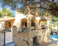 Resale - Villa - Orihuela Costa - Villamartín-Las Filipinas