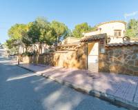 Resale - Villa - Orihuela Costa - Villamartín-Las Filipinas