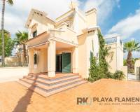 Resale - Villa - Orihuela Costa - Villamartín-Las Filipinas
