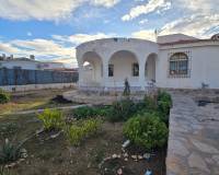 Resale - Villa - Torrevieja - El Chaparral