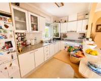 Resale - Villa - Torrevieja - La Siesta