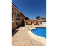 Resale - Villa - Torrevieja - Los balcones