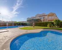 Resale - Villa - Torrevieja - Pueblo - Centro