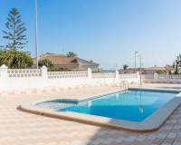 Resale - Villa - Torrevieja