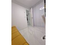 Reventa - Apartamento / Piso - Torrevieja Centro - Torrevieja