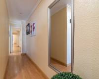 Reventa - Apartamento / Piso - Torrevieja - Centro