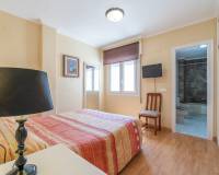 Reventa - Apartamento / Piso - Torrevieja - Centro