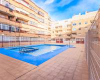 Reventa - Apartamento / Piso - Torrevieja - Centro