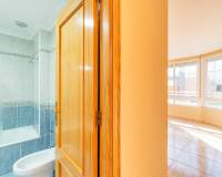 Reventa - Apartamento / Piso - Torrevieja - Centro