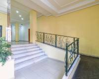 Reventa - Apartamento / Piso - Torrevieja - Centro