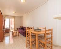 Reventa - Apartamento / Piso - Torrevieja - Centro