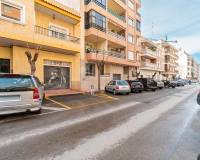 Reventa - Apartamento / Piso - Torrevieja - Centro